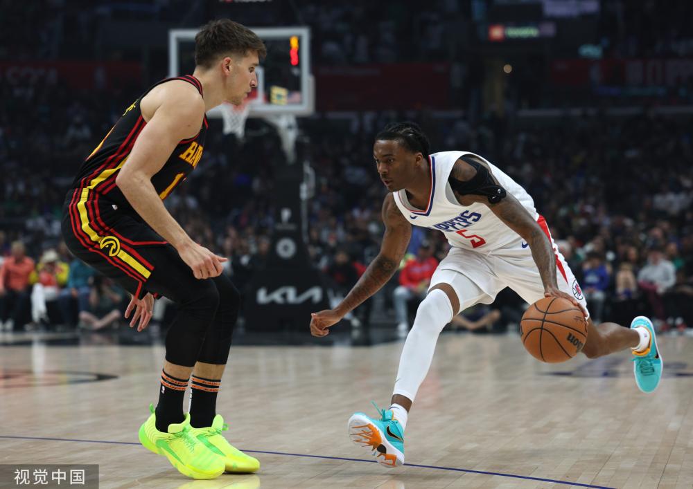 轻球员带来 轻球员带来